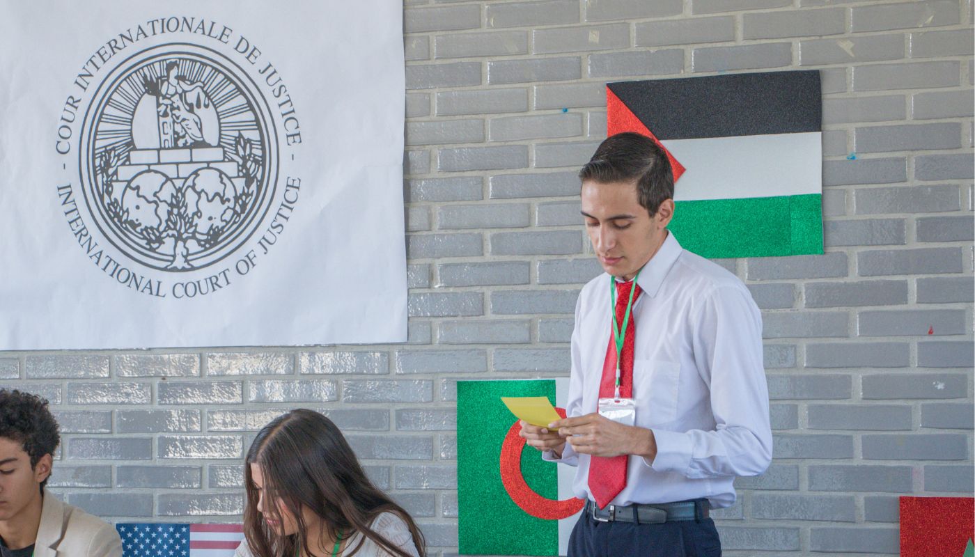 Alumnos de Preparatoria OAK en Modelo ONU MUN en Celaya